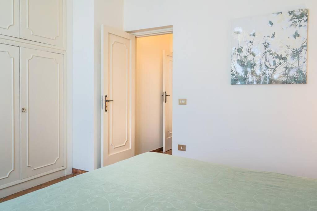 Casa Gege', For Up To 5 Guests, Shared Pool, Center Appartement